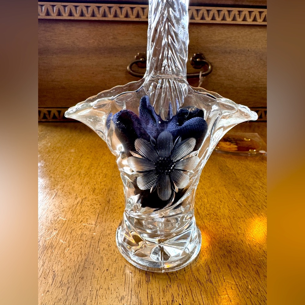 Sold  Clear Glass Basket w/ Hand Cut/Etched Flowers & Applied Handle 8 Inches